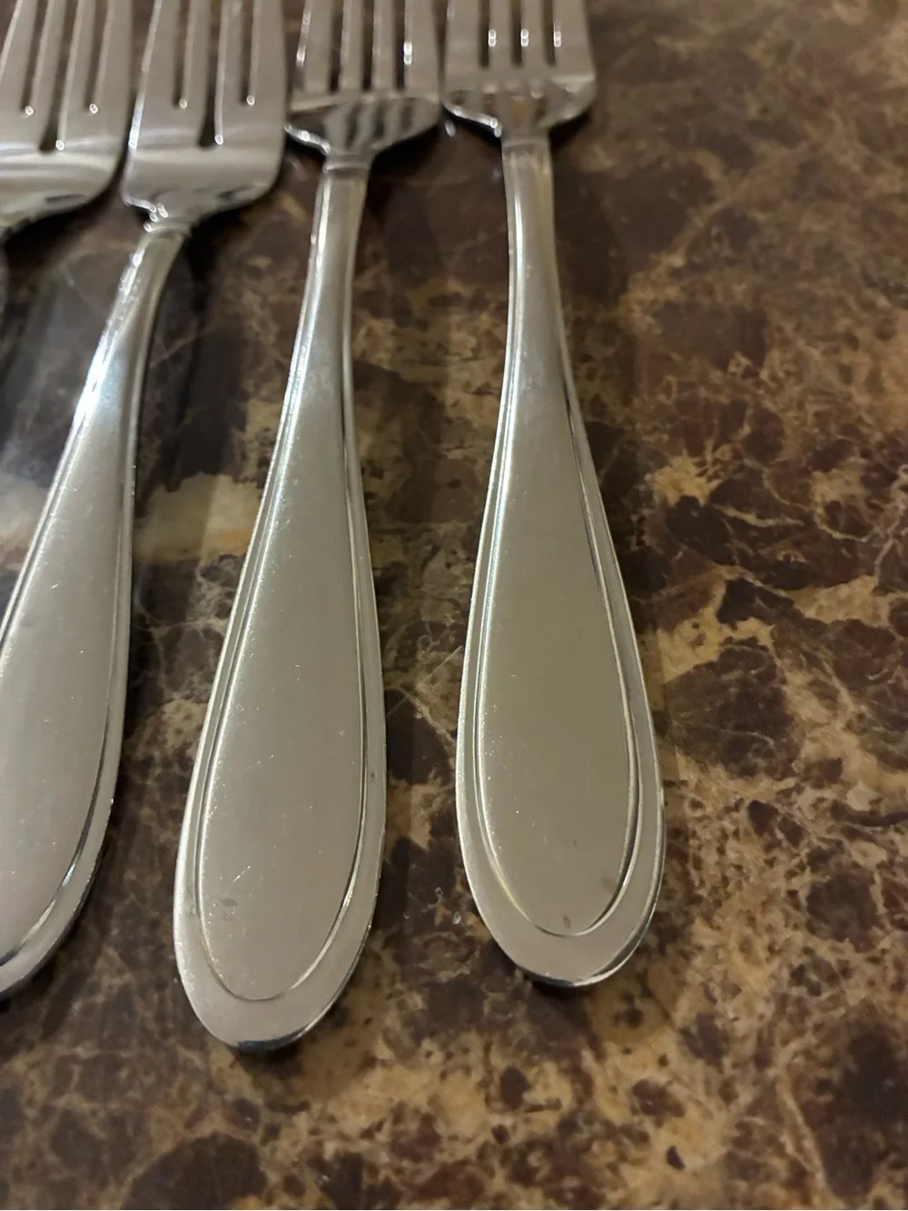 Cambridge Cherish Salad Forks And Dinner Forks Flatware (Set of 5)